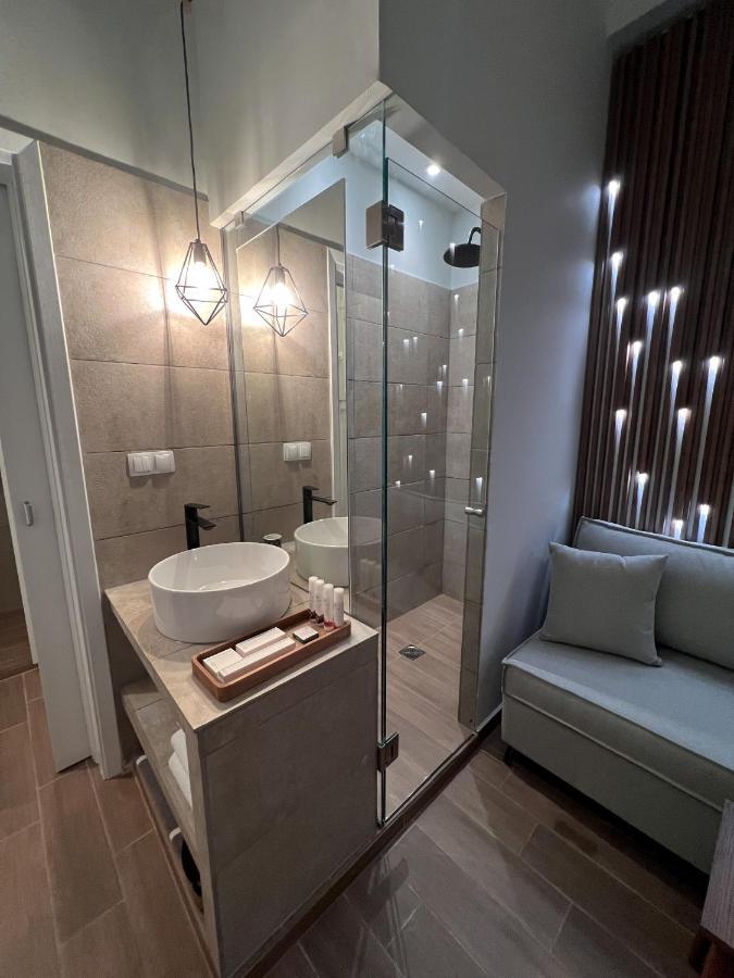 The Nook Suite 에르무폴리 외부 사진